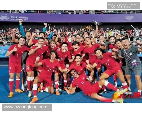 揭露那些被踢爆的足球明星背后的秘密与丑闻 揭露那些被踢爆的足球明星背后的秘密与丑闻